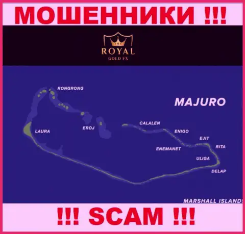 Рекомендуем избегать работы с махинаторами RoyalGoldFX Com, Majuro, Marshall Islands - их оффшорное место регистрации